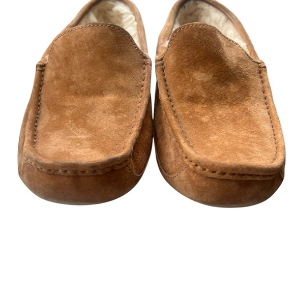 UGG Ascot Slipper (Men) Size 9, Used - Picture 4 of 8